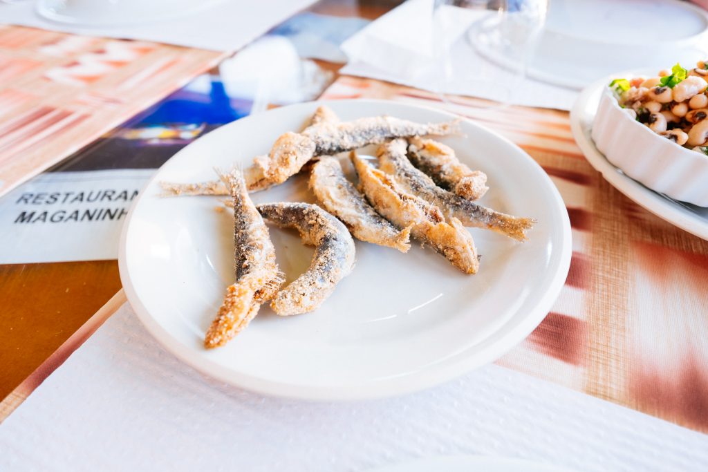Portugal - Restaurant snack-bar Maganinho - Sardines frites